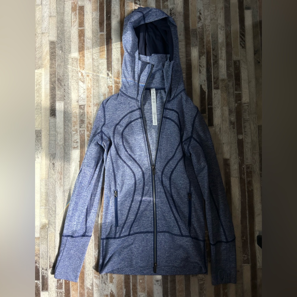 Lululemon Athletica Blue Sweatshirt with Curved Panel Design